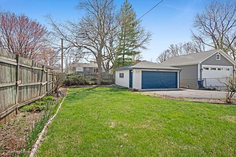 1210 Elm St, Wheaton, IL 60189 photo 3