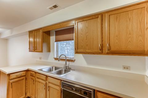 332 Frontage Rd #1B, Willowbrook, IL 60527 photo 12