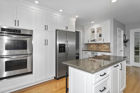 1104 E Bailey Rd, Naperville, IL 60565 photo 8