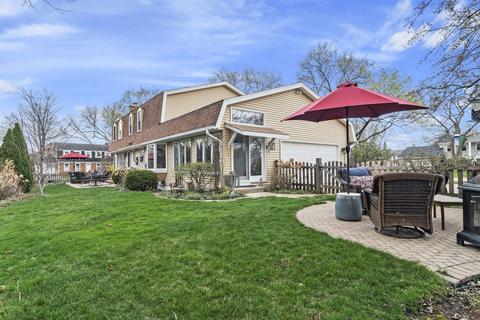 1104 E Bailey Rd, Naperville, IL 60565 photo 2