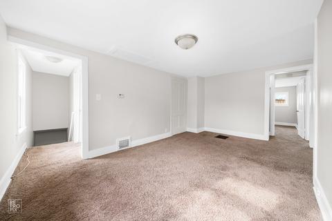 572 2nd Ave, Aurora, IL 60505 photo 2