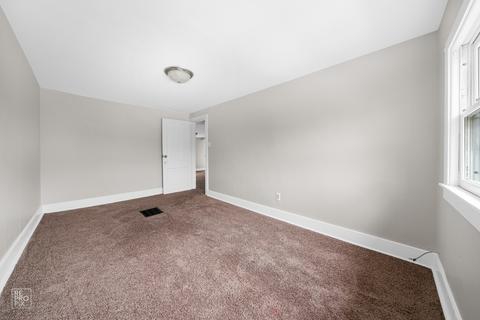572 2nd Ave, Aurora, IL 60505 photo 16