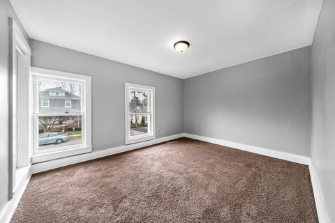 572 2nd Ave, Aurora, IL 60505 photo 9