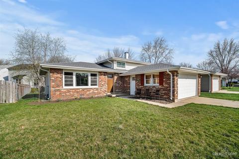 944 Balsam Ln, Bartlett, IL 60103 photo 1