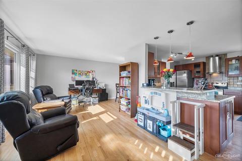 944 Balsam Ln, Bartlett, IL 60103 photo 4