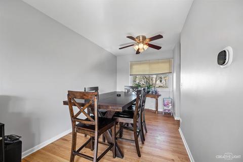 944 Balsam Ln, Bartlett, IL 60103 photo 11