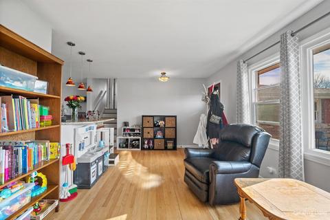 944 Balsam Ln, Bartlett, IL 60103 photo 8