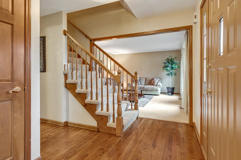 421 Fairway View Dr, Algonquin, IL 60102 photo 3
