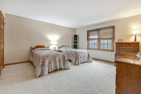 421 Fairway View Dr, Algonquin, IL 60102 photo 16