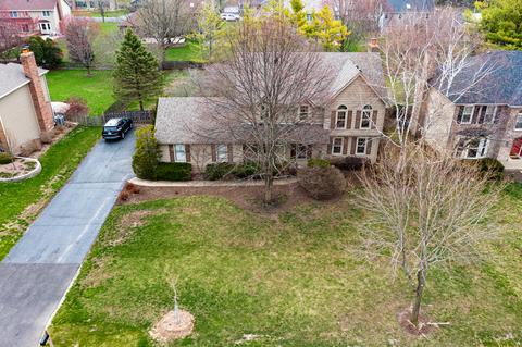 421 Fairway View Dr, Algonquin, IL 60102 photo 2