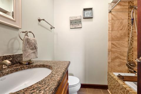 5172 Deerpath Rd, Oak Forest, IL 60452 photo 11