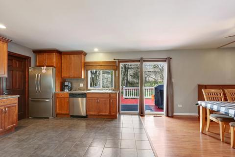 5172 Deerpath Rd, Oak Forest, IL 60452 photo 3