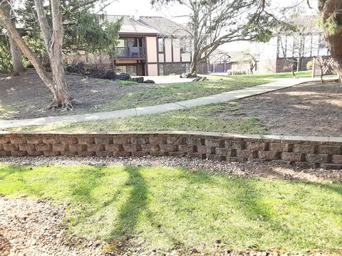 1610 Thames Ct #D, Wheaton, IL 60189 photo 15