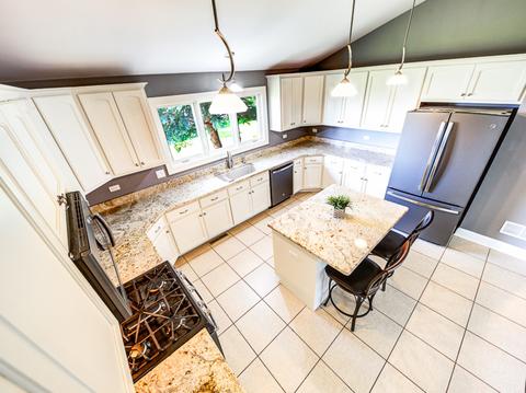 16111 W Red Cloud Dr, Lockport, IL 60441 photo 26