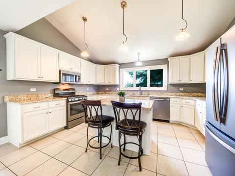 16111 W Red Cloud Dr, Lockport, IL 60441 photo 21