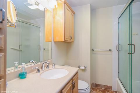 658 Lakeside Circle Dr, Wheeling, IL 60090 photo 13