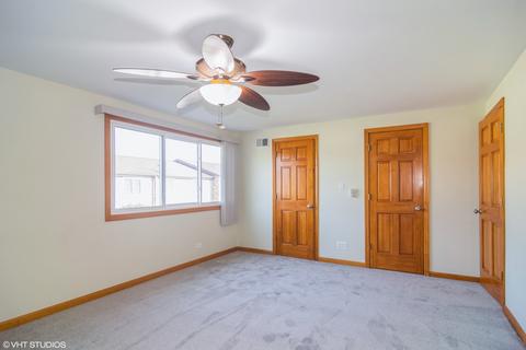 658 Lakeside Circle Dr, Wheeling, IL 60090 photo 8