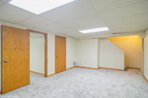 658 Lakeside Circle Dr, Wheeling, IL 60090 photo 15
