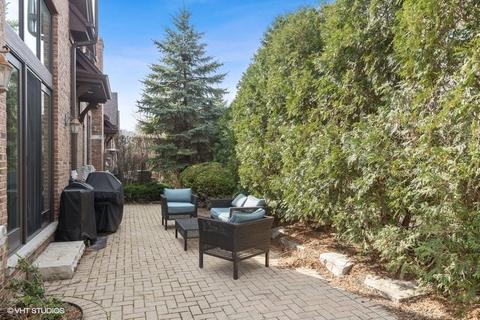 1051 Mackenzie Pl, Wheaton, IL 60187 photo 25