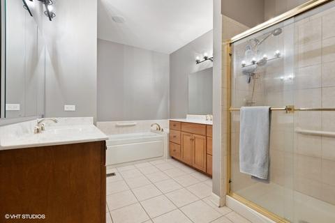 1051 Mackenzie Pl, Wheaton, IL 60187 photo 15