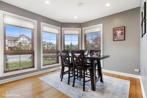 1051 Mackenzie Pl, Wheaton, IL 60187 photo 12