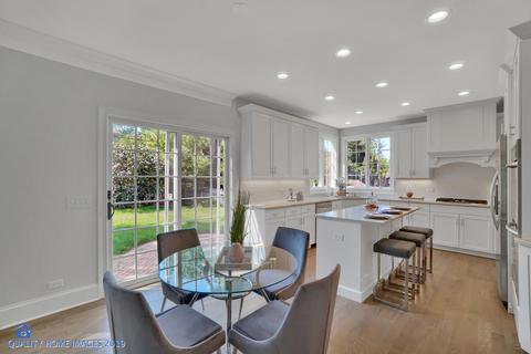 918 Parkway Dr, Wheaton, IL 60187 photo 8