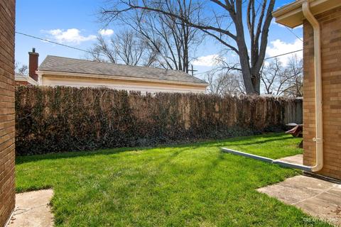 761 Ford Ave, Elgin, IL 60120 photo 23