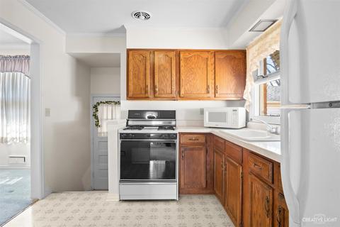 761 Ford Ave, Elgin, IL 60120 photo 10