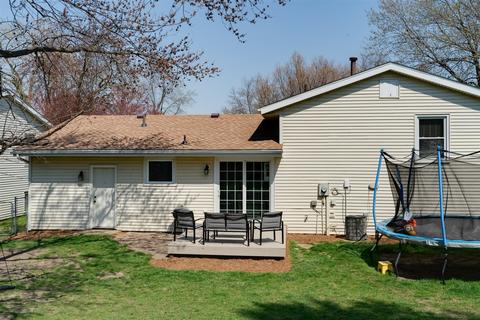 1709 Johnson Dr, Normal, IL 61761 photo 4