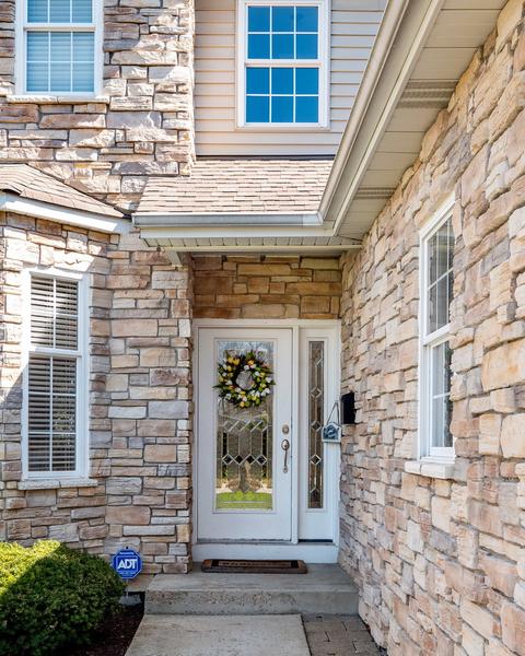 1337 Campbell Ave, Wheaton, IL 60189 photo 3