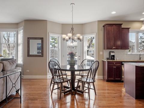 1337 Campbell Ave, Wheaton, IL 60189 photo 9