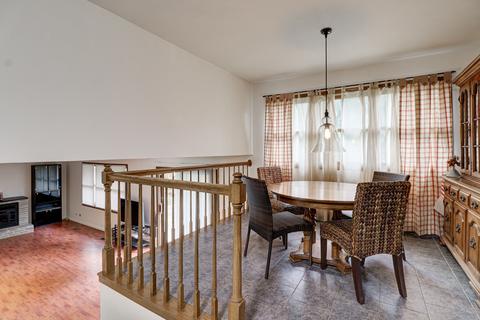 550 N 3rd Ave, Des Plaines, IL 60016 photo 10