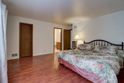 550 N 3rd Ave, Des Plaines, IL 60016 photo 23