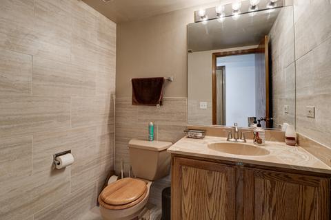 550 N 3rd Ave, Des Plaines, IL 60016 photo 15