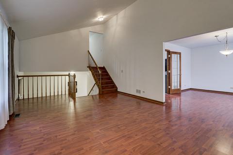 550 N 3rd Ave, Des Plaines, IL 60016 photo 4