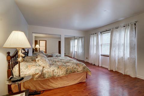 550 N 3rd Ave, Des Plaines, IL 60016 photo 21