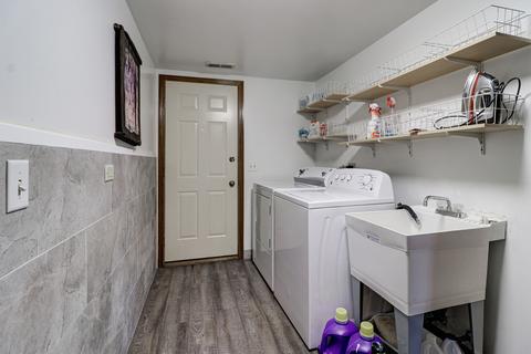 550 N 3rd Ave, Des Plaines, IL 60016 photo 11