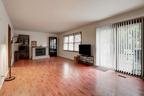 550 N 3rd Ave, Des Plaines, IL 60016 photo 14