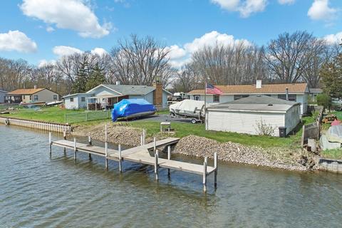103 Nippersink Dr, Mchenry, IL 60050 photo 13