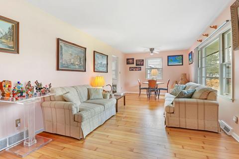 103 Nippersink Dr, Mchenry, IL 60050 photo 7