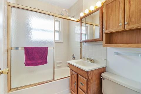 103 Nippersink Dr, Mchenry, IL 60050 photo 10