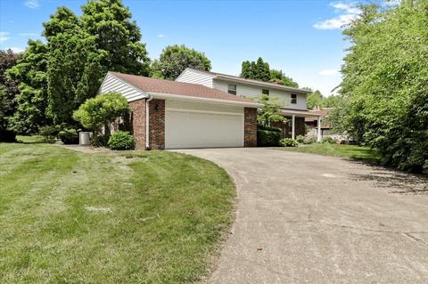 40 Maple Ct, Champaign, IL 61822 photo 1