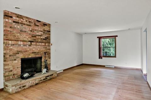 40 Maple Ct, Champaign, IL 61822 photo 4