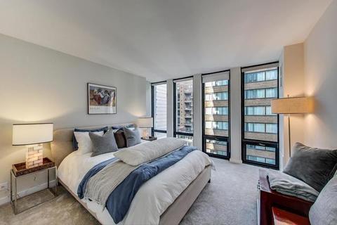 200 E Delaware Pl #15A, Chicago, IL 60611 photo 31