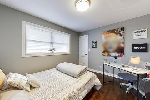 549 E 104th Pl, Chicago, IL 60628 photo 18