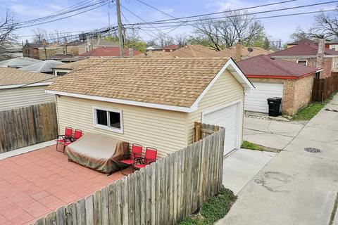 549 E 104th Pl, Chicago, IL 60628 photo 4