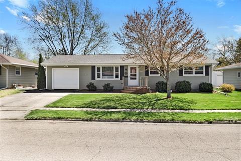 23 Brookwood Dr, Normal, IL 61761 photo 1