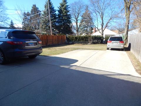 1722 E Algonquin Rd, Des Plaines, IL 60016 photo 21