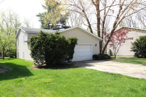 99 E Sycamore St, Normal, IL 61761 photo 3