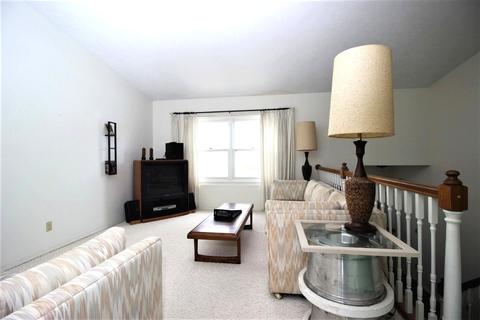 99 E Sycamore St, Normal, IL 61761 photo 10